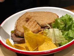 墨西哥牛肉三明治-HELLO 27 意面·沙拉·帕尼尼