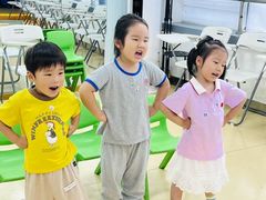 -蓝话筒·少儿成人演讲口才·主持朗诵·戏剧表演(大华第一坊店)