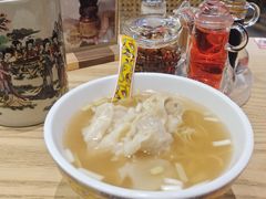 -燊意布拉肠云吞面(中山四路店)