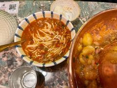 小锅米线-浩海火燒雲傣家菜(静安芮欧店)
