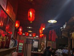 -鱼窝棚柴火铁锅炖(富山屯店)