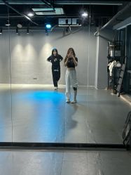 -STAR舞蹈工作室