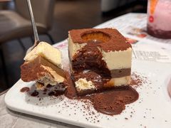 -必胜客(WOW中心城店)