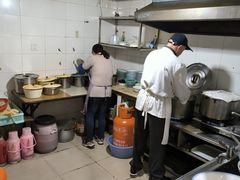 -上海老字号杨梅面条馄饨店(陈家春店)