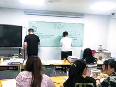 -环亚琅文现代英语·青少·雅思托福·成人英语