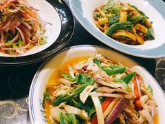 -乡村馕坑肉·烧烤·新疆菜·本地人更爱吃(阿勒泰首店)