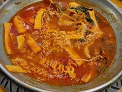 -喇喇排骨火锅·传统韩式脊骨汤(望京西园总店)