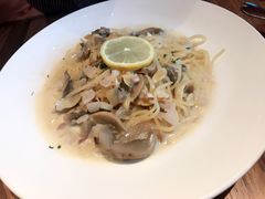-玛格萝妮(汇智国际商业中心店)