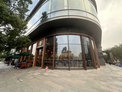 -星巴克臻选(上海虹桥新天地三店)
