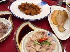 -侬佳蒸菜馆(听潮店)