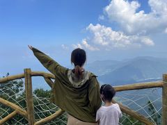-罗田薄刀峰风景区