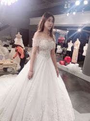 点击看大图 -艾米丽婚纱礼服