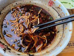 -呼啦面馆·头牌豌杂面(爱琴海店)