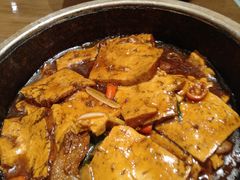 -有红鸡毛店·川菜(建设路店)