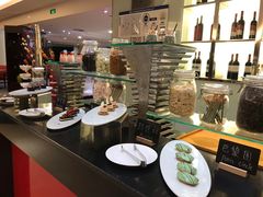 -亮马河饭店翠雅咖啡厅