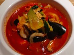 海鲜炒码面-炒码先生·韩餐炸鸡披萨(西塔店)
