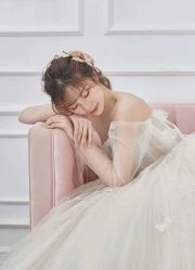 -深白婚纱艺术馆(王府壹号店)