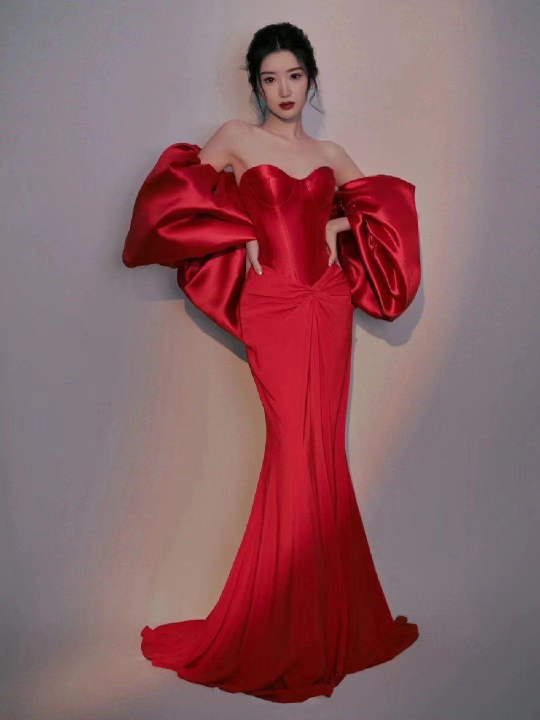 红色礼服#客片分享#明星同款#敬酒礼服#拍摄花絮#女明星#婚纱照拍摄