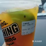 里面水果也很多，百香果，菠萝，西瓜，橙子，哈密瓜…