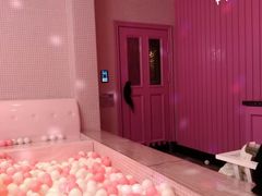 -范特西FANTASY量贩式KTV(民主广场店)