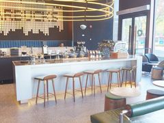 -星巴克臻选(上海虹桥新天地三店)