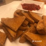 不愧是老牌的大成烧烤晚上坐满了