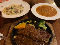 -玛格萝妮比萨屋(四平店)