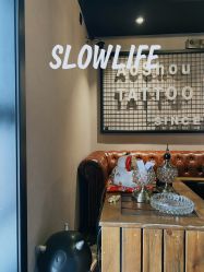 -鳌首刺青纹身 穿孔饰品店