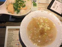 鱼蛋河粉-翠华餐厅