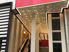 -上海世茂广场(南京东路店)