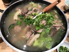 -川堂风·跷脚牛肉·乐山爆炒(宝山日月光店)