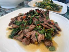 薄荷叶爆炒牛肉-呐咪傣园·云南菜(石厦店)