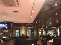 大堂-西贝莜面村(上海百联西郊店)