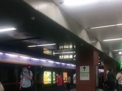-白石桥南(地铁站)