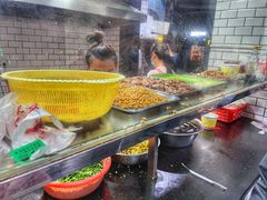 -覃肥叔桂林米粉(粮道街店)