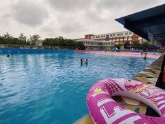 -兴芮温泉度假区