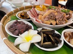 -菌林天下·野生菌汤锅