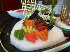 -鼎泰亨·海鲜牛肉餐厅(滨江店)