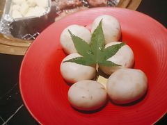 -山川小町·极番烧肉(新地假日广场店)