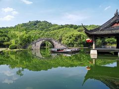 -绍兴鉴湖君澜大酒店