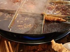 -岗上渣渣老火锅(两路口店)