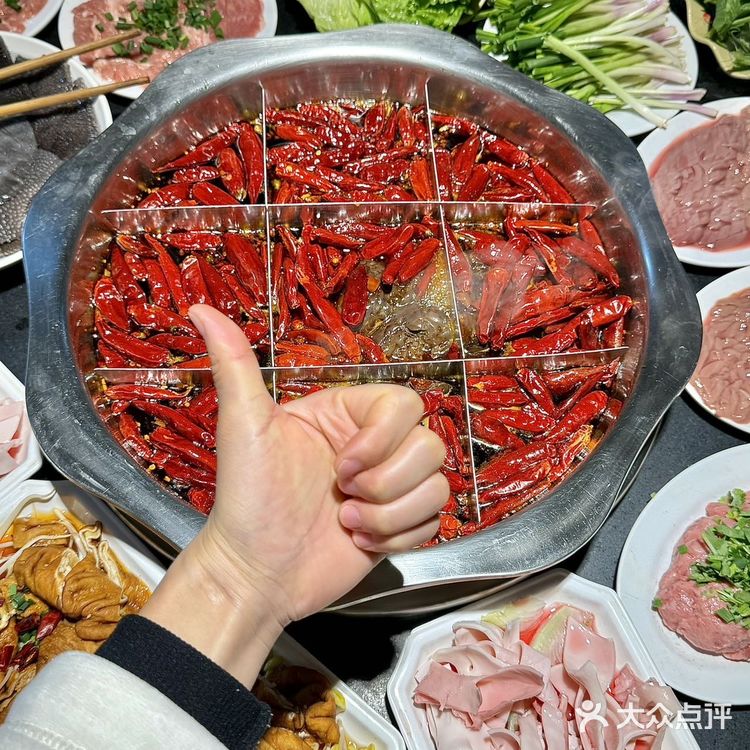 是谁还没吃过秋孃孃火锅？