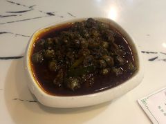 -凤凰路何眼镜香辣蟹(花果园店)