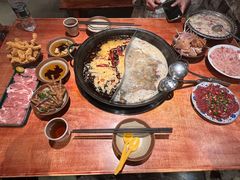 -周小明火锅(黑金冠社区店)