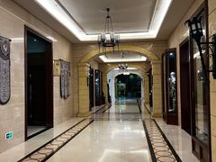 -泉城欧乐堡戏水湾艺术养生温泉