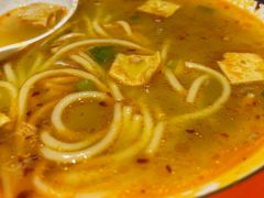 -霸蛮湖南菜·牛肉粉(荣京西街店)