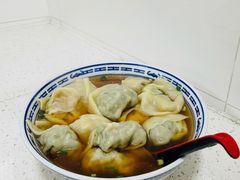 菜肉馄饨-古徽州馄饨店(宝安路店)