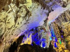 -巴马水晶宫