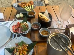 -三亚艾迪逊酒店·海滩烧烤 BARBACOA·现场乐队·浪漫晚餐·烧烤海鲜