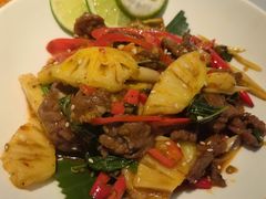泰北香菠炒牛肉-泰椰里·泰国餐厅(智慧城广百广场店)